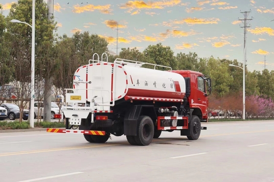 Saneamento do veículo do objetivo especial de SPV do petroleiro de estrada da movimentação do caminhão 4X4 do sistema de extinção de incêndios da água 12000 litros de tanque