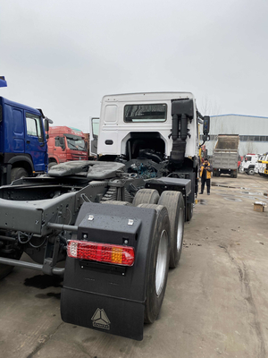 Sinotruck resistente Howo usou o caminhão do trator com pintura nova do motor 371HP de Weichai