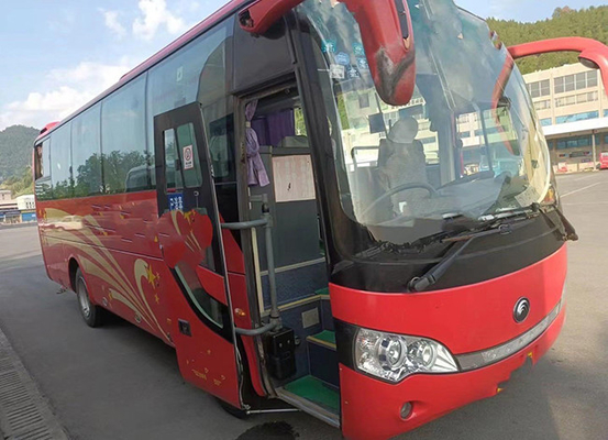 O ônibus usado condução à direita de Yutong do passageiro entrega em segundo a 30 assentos 3150 milímetros