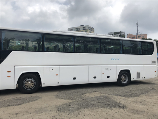 Ônibus interurbano do passageiro do ônibus diesel luxuoso do centro urbano do Euro 3 de Rhd Lhd dos assentos de Bus 53 do treinador para a venda