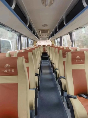 Os assentos usados de Yutong Bus ZK6110 51 do treinador 2013 direção do ano RHD usaram ônibus luxuosos