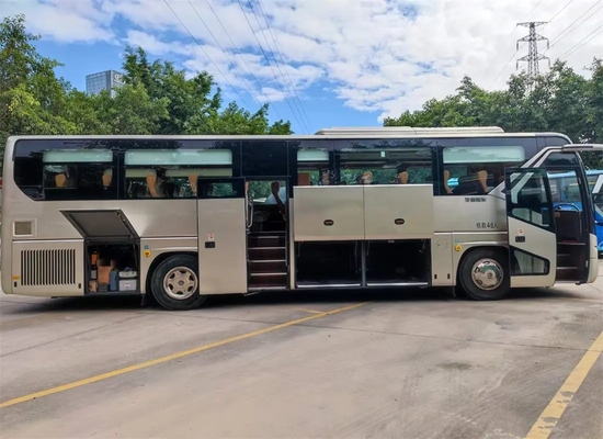 Os ônibus interurbanos dobram portas 46 assentos que 11 medidores de decoração interior luxuosa usaram Tong Bus novo ZK6119