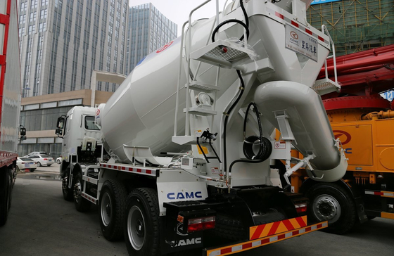 Caminhão de mistura de concreto usado 8×4 CAMC Misturador de cimento 310hp Euro 5 Big Tanker 12 Pneus