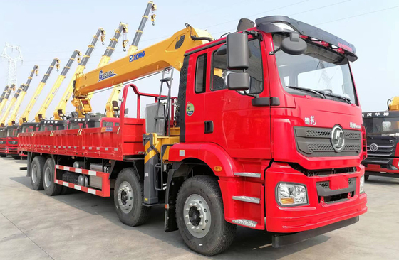 20 toneladas de caminhão montado guindaste Shacman 8 × 4 caixa de cama plana 5 secção braço 23,7 metros de comprimento