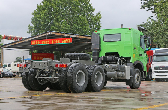 6*4 fornecedores de camiões de descarga Sinotruck Howo T7H Verde 6 cilindros 400hp Motor potente