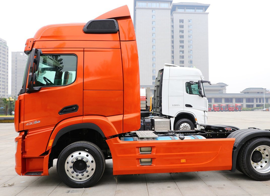 Cabeça de caminhão de areia Shacman H6000 Trator 4 * 2 Weichai 12 cilindros 430hp Transmissão manual