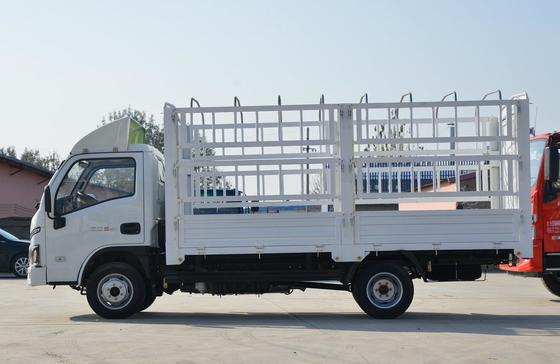 Pequenos caminhões de carga SAIC caminhão leve caixa de vedação 4 metros motor diesel de eixo único 95hp