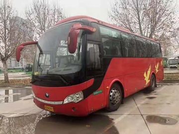 Ônibus usado do passageiro do tipo de Yutong da chegada vermelho novo transmissão manual de 2013 anos