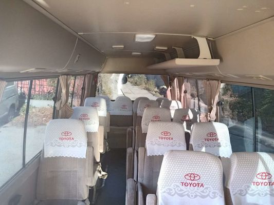 Tipo usado gasolina de MIni Bus Toyota do ônibus da pousa-copos de 2013 assentos de Toyota 30 do ano