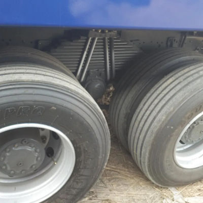 Descarga Tipper Used Trucks de Howo do caminhão de descarregador da segunda mão 8X4 6X4 Sinotruk
