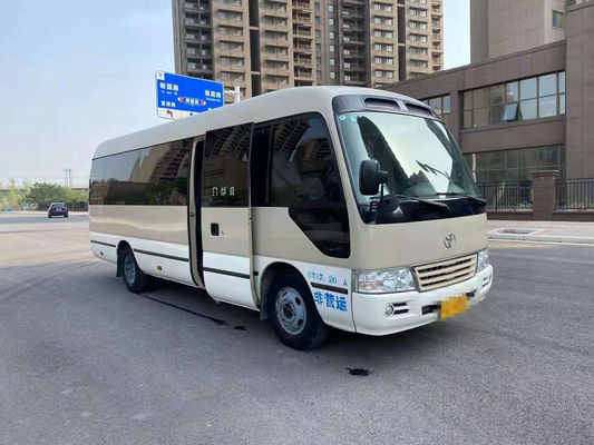 2015 o ônibus usado da pousa-copos do ano 20 assentos, LHD usou Mini Bus Toyota Coaster Bus com o motor de gasolina 2TR, direção esquerda