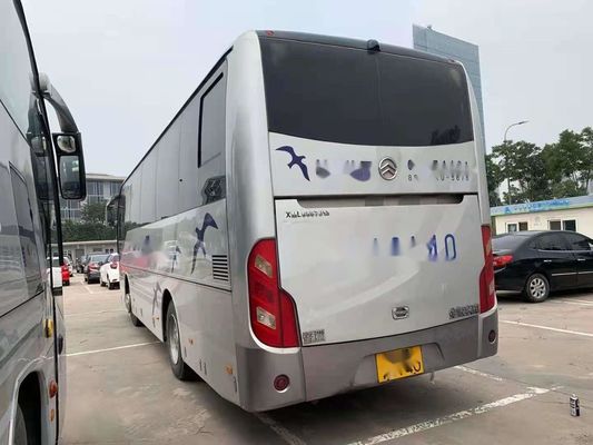 Dragon Bus dourado usado XML6897 usou o treinador Bus 39 chassis traseiros da bolsa a ar do motor 180kw de Yuchai dos assentos