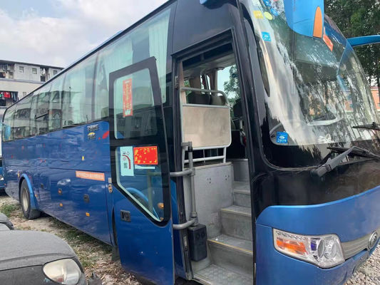 O ônibus usado ZK6107 de Yutong usou as portas dobro dos assentos do ônibus 41 do passageiro usadas quilômetro de Bus Steel Chiassis do treinador baixo