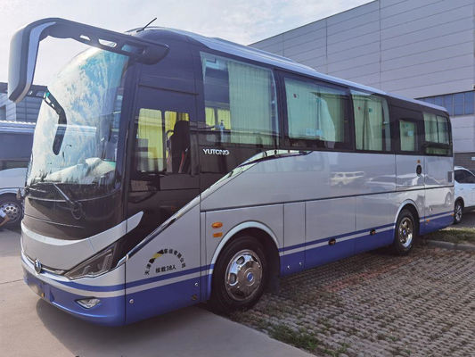 A segunda mão transporta o ônibus elétrico de Gasoline Engine China do treinador luxuoso de Yutong ZK6907 com tevê