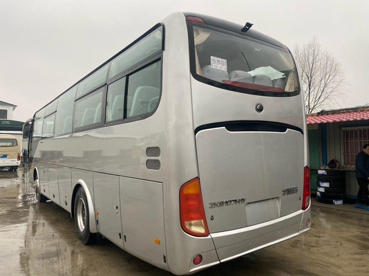 Yutong usado transporta ZK6107 a disposição 2+2 luxuosa do ônibus de excursão dos assentos do treinador 49