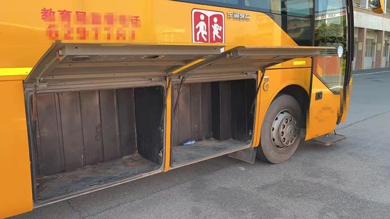 Motor usado de Second Hand Buses Yuchai do treinador de Seat dos ônibus 60 de Zk 6107 Yutong do modelo