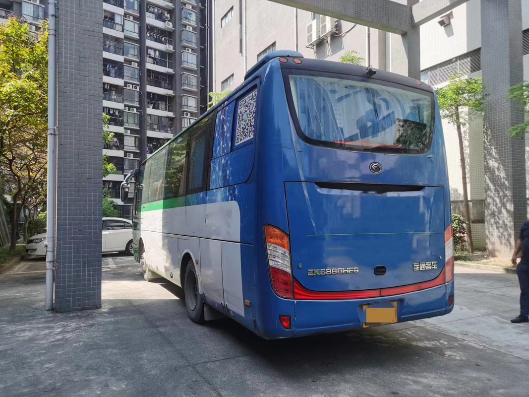 39 treinador usado assentos RHD do ônibus ZK6888 de Yutong que dirige os motores diesel para o transporte