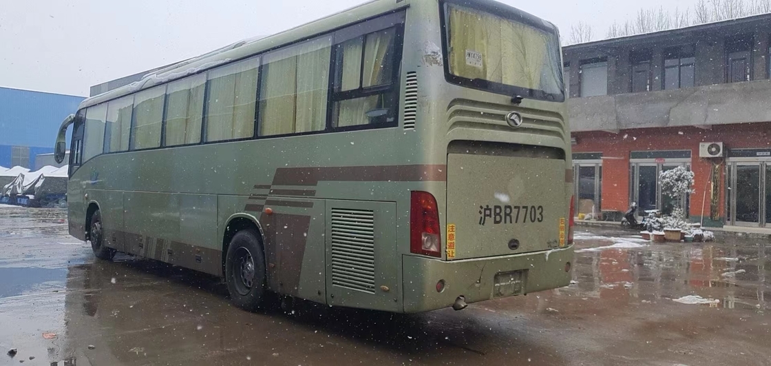 Treinador usado 55 assentos Bus Second Hand Kinglong XMQ6129 com direção do motor diesel LHD
