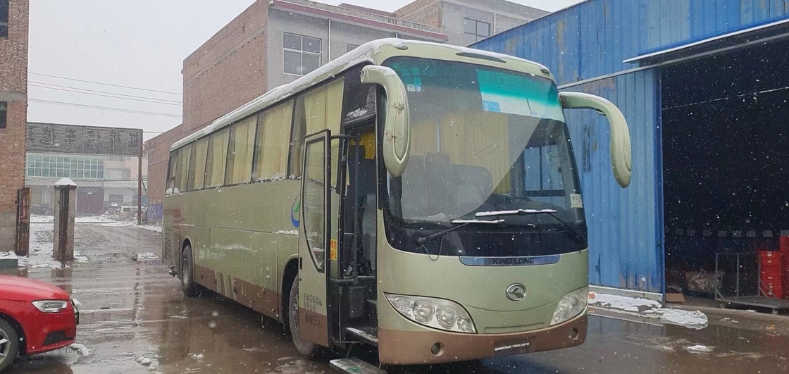 Treinador usado 55 assentos Bus Second Hand Kinglong XMQ6129 com direção do motor diesel LHD