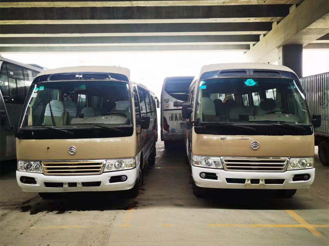 motor diesel de Yuchai 90kw 2015-2017 dourado do treinador de 22seats Dragon Used Coaster Bus Mini