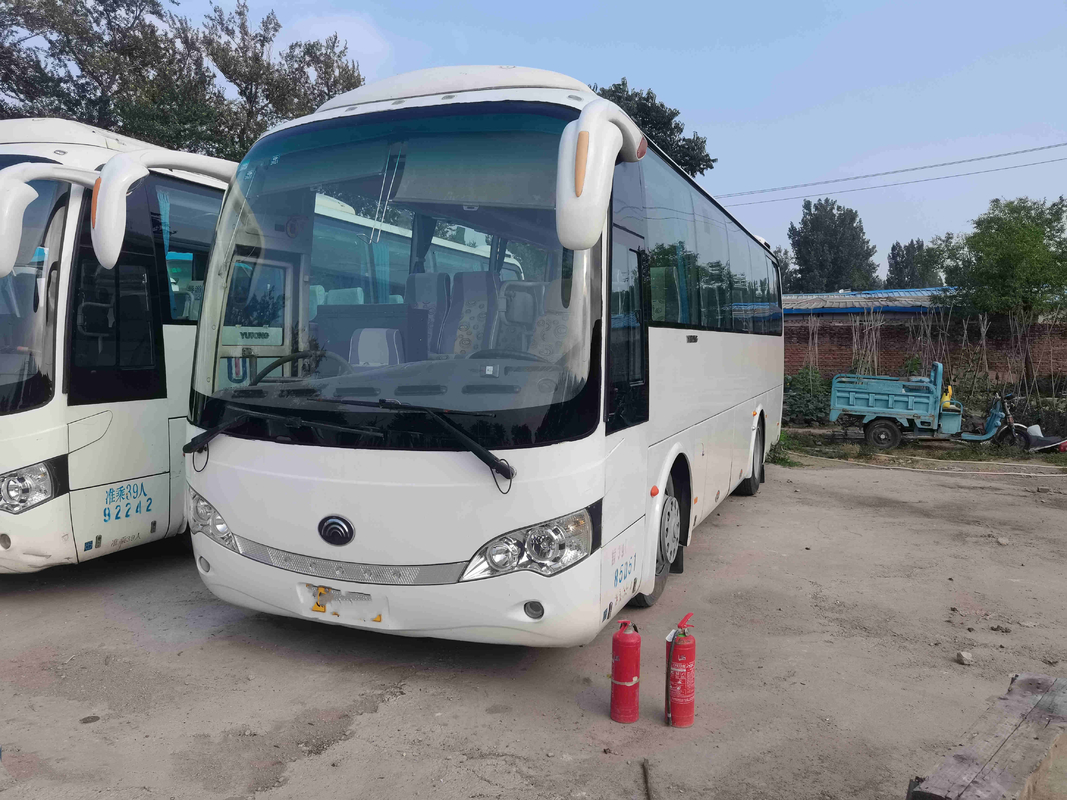 China Yutong usou a suspensão da mola de placa do motor do treinador de passageiro 39seats do ônibus de excursão ZK6908 180kw Yuchai