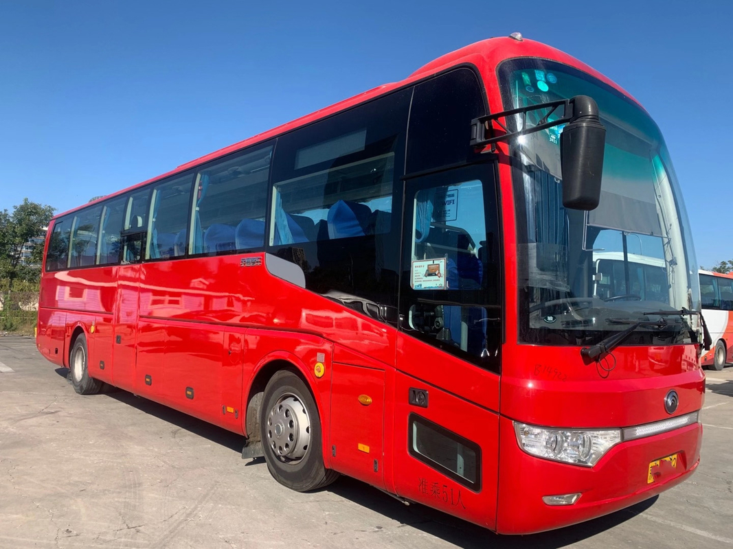 Os ônibus usados tipo de China Yutong treinam ZK6122 WP10. Motor diesel 2015-2019 2+2layout 51seats