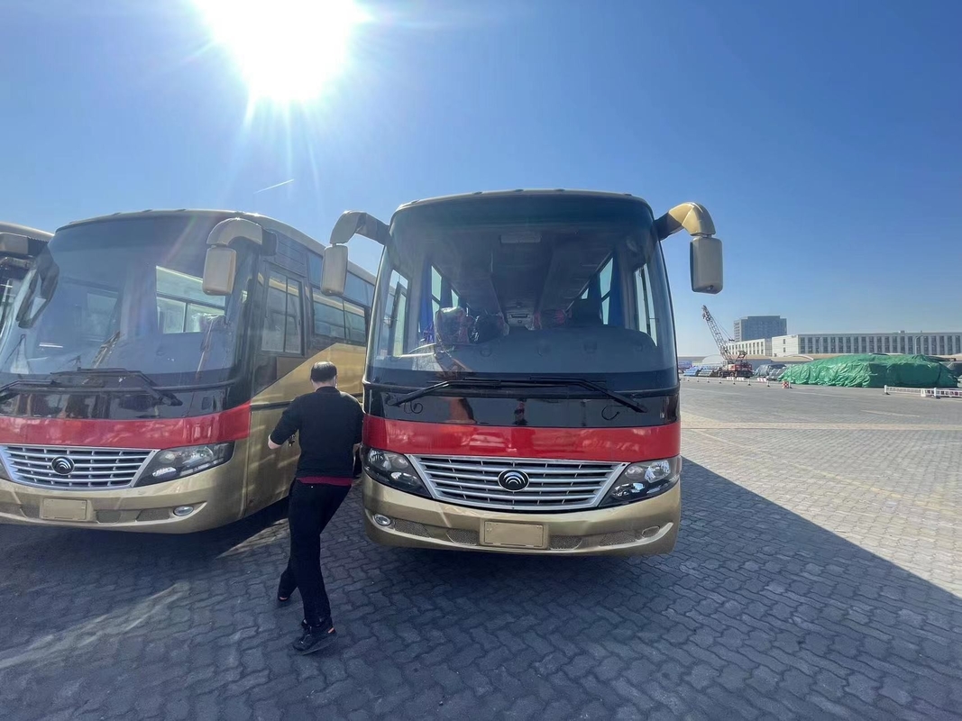 Motor dianteiro de ônibus de turismo usado yutong 53-65 lugares com volante à direita motor yuchai zk6116d