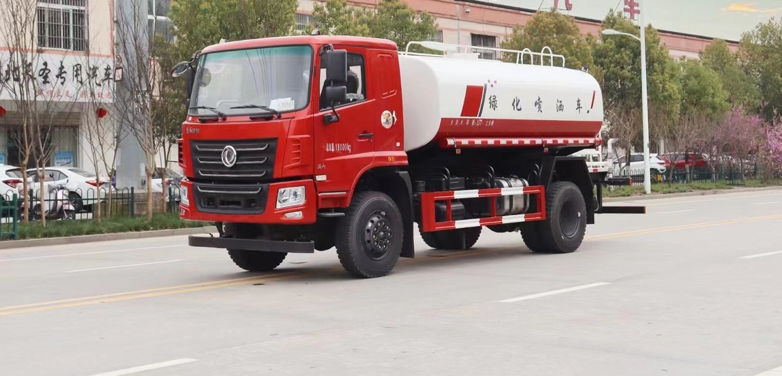 Saneamento do veículo do objetivo especial de SPV do petroleiro de estrada da movimentação do caminhão 4X4 do sistema de extinção de incêndios da água 12000 litros de tanque