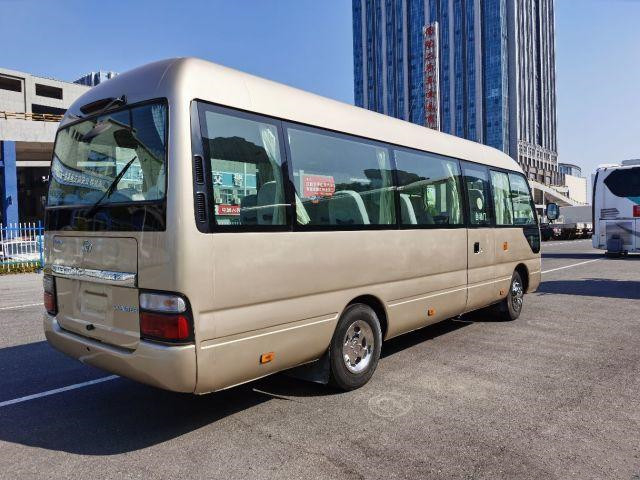 Ônibus usado movimentação Mini Bus Toyota Brand japonês 29seats 2TR da pousa-copos da mão esquerda