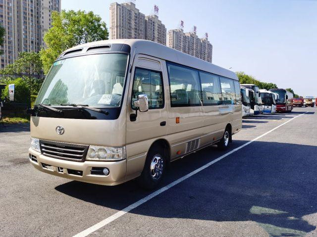 Ônibus usado movimentação Mini Bus Toyota Brand japonês 29seats 2TR da pousa-copos da mão esquerda