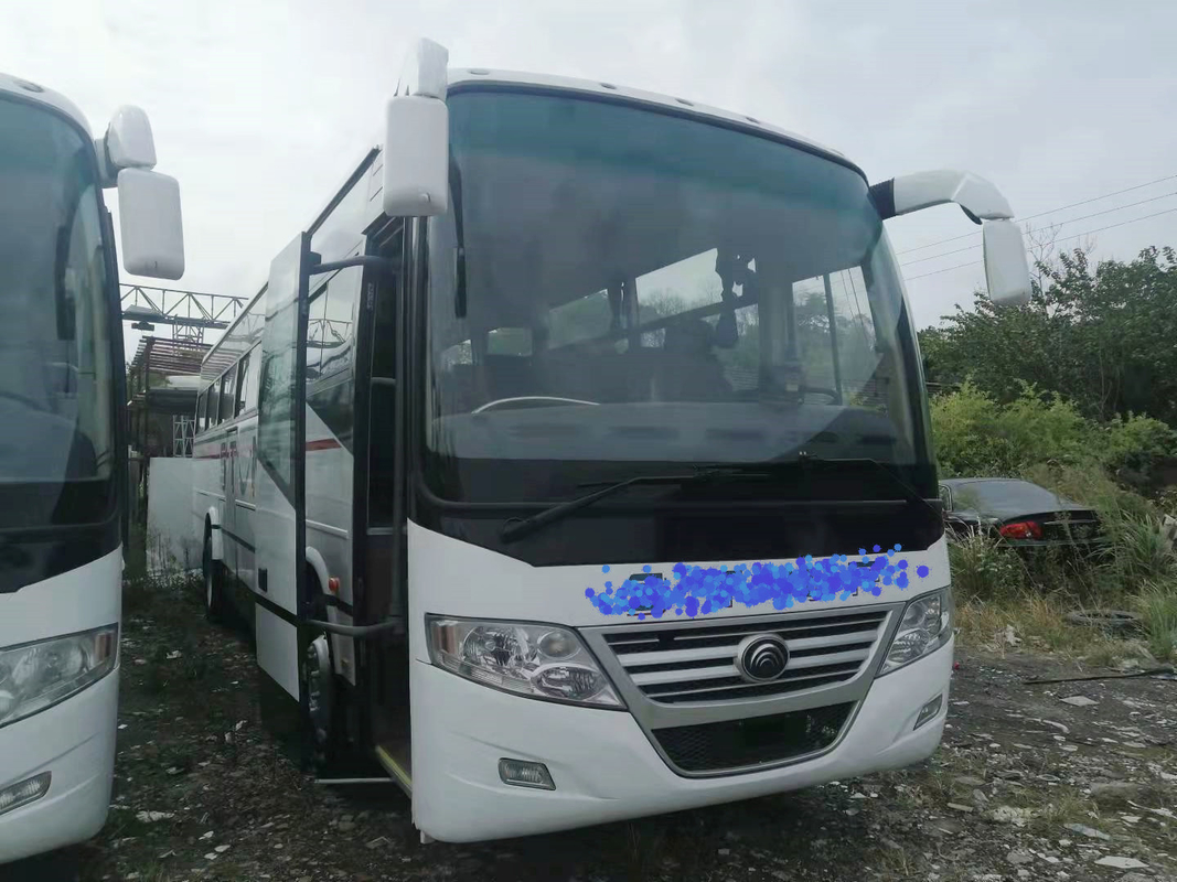 RHD/LHD usou o treinador Bus 2+3layout 60seats com suspensão abundante Yutong ZK6112D da mola de placa