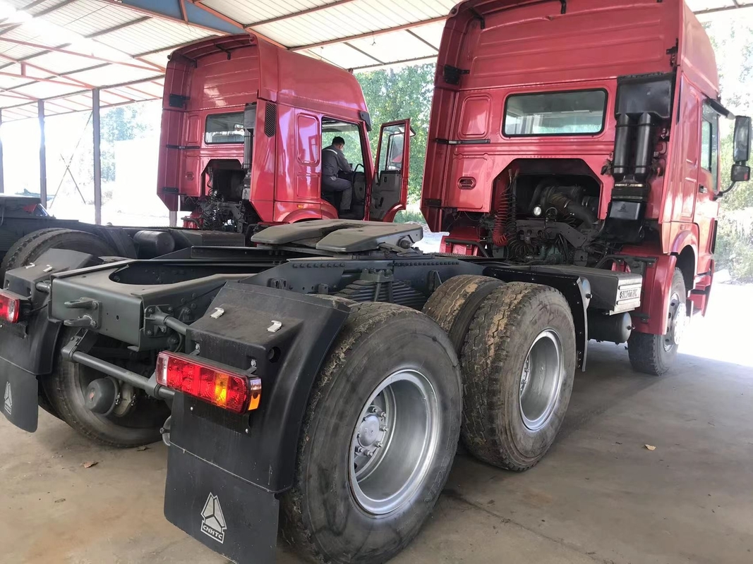 Sinotruk resistente Howo usou 10 o caminhão do trator das rodas 6x4 com o 371Hp para a venda