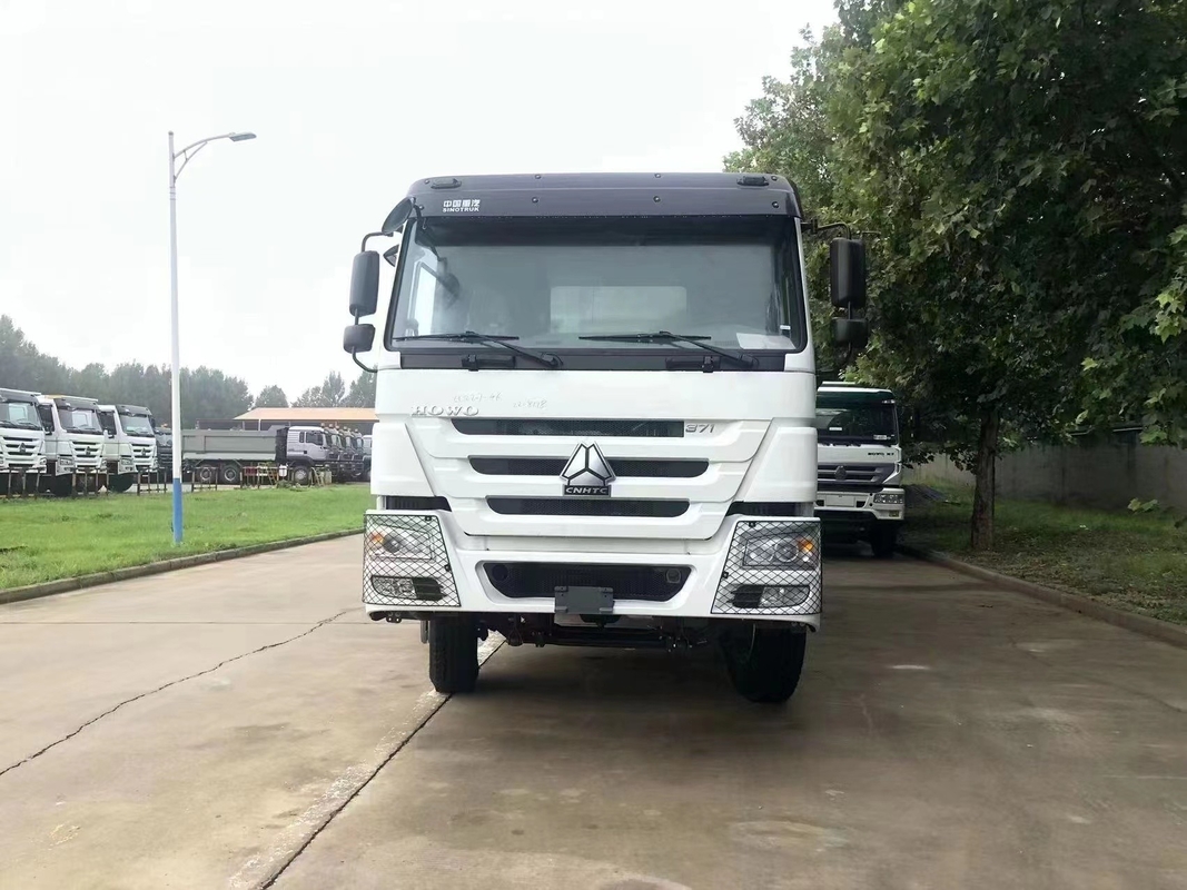 371/375hp usou o motor WD615.47 conservado em estoque do Euro II de Tipper Truck Left Steering In da descarga
