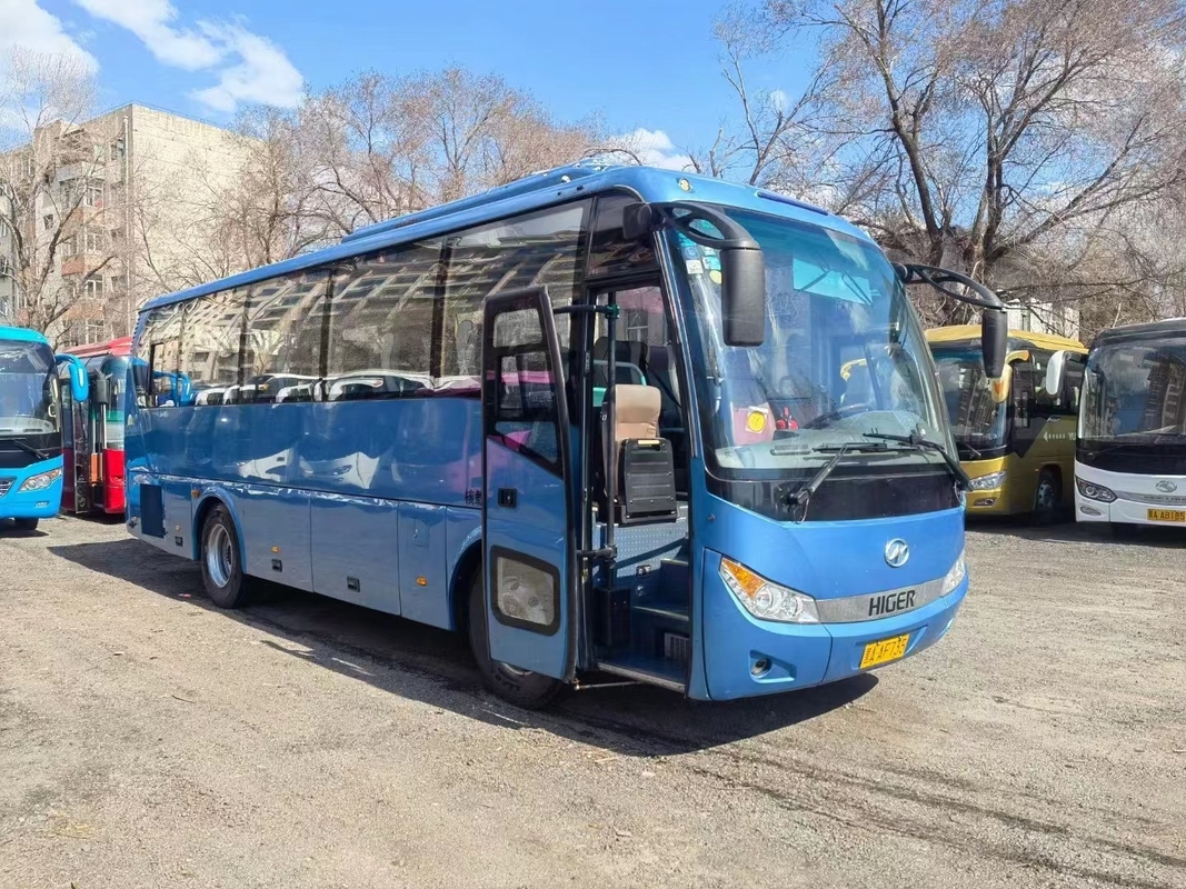 2015 anos 35 Seater usaram KLQ6898 um treinador mais alto Bus LHD que dirige o motor diesel nenhum acidente