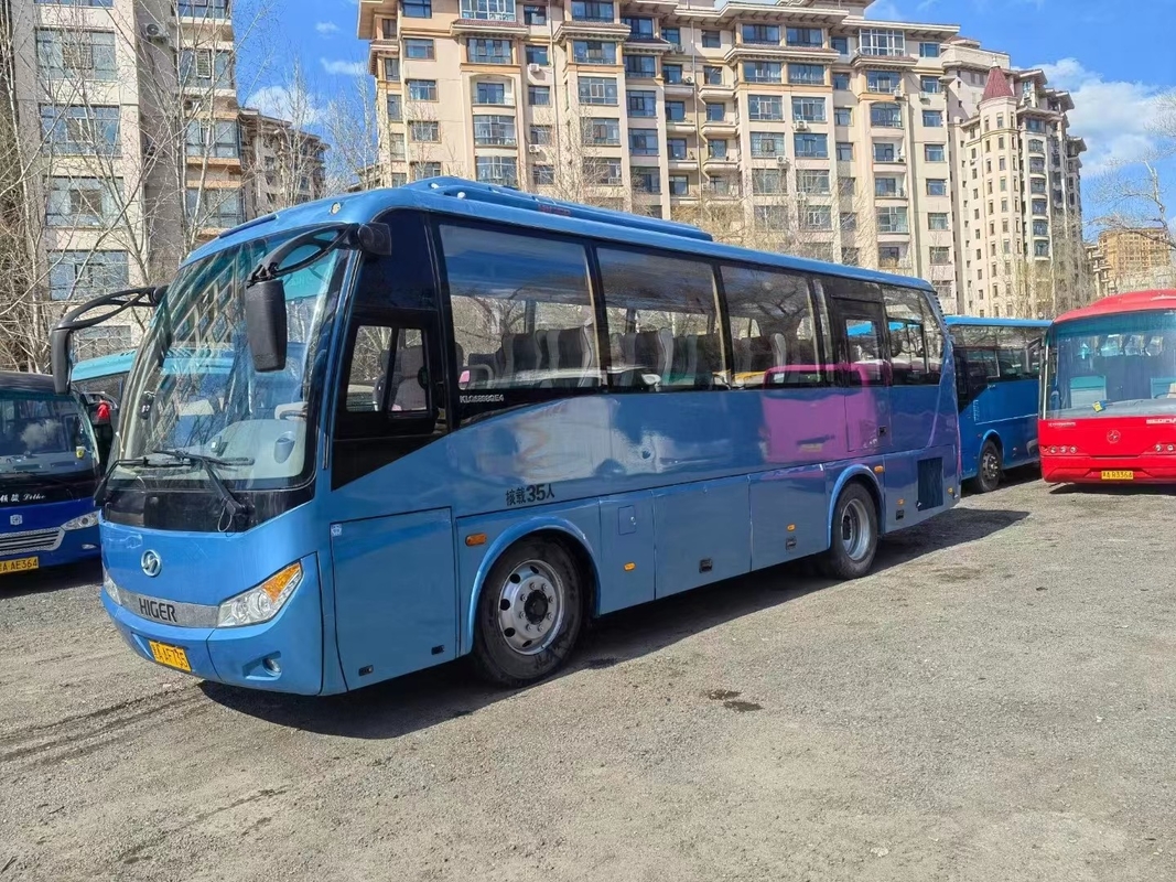 2015 anos 35 Seater usaram KLQ6898 um treinador mais alto Bus LHD que dirige o motor diesel nenhum acidente
