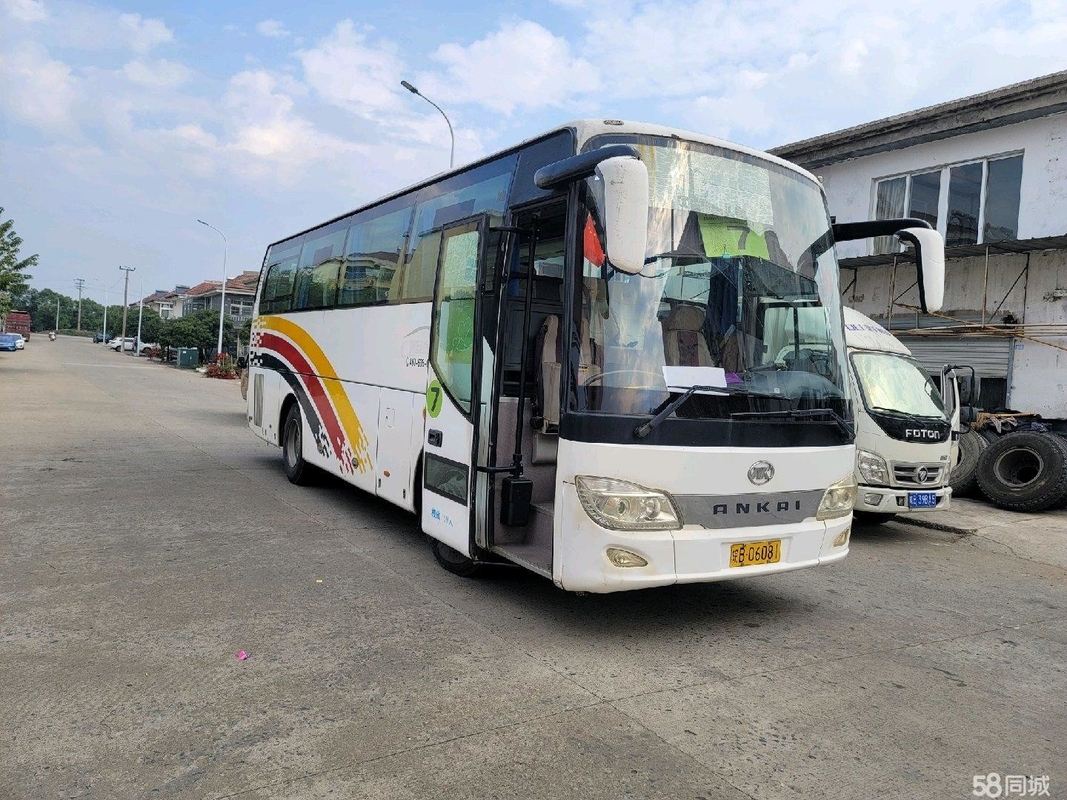 Em segundo a mão usou o transporte da cidade de Rhd Lhd do ônibus do assinante do passageiro de Yutong 39 assentos