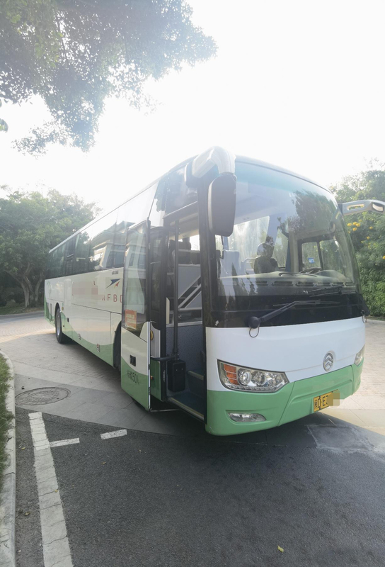 Ônibus diesel do Euro 3 luxuosos do transporte do passageiro de Rhd Lhd dos assentos de Bus Used Kinglong 50 do treinador