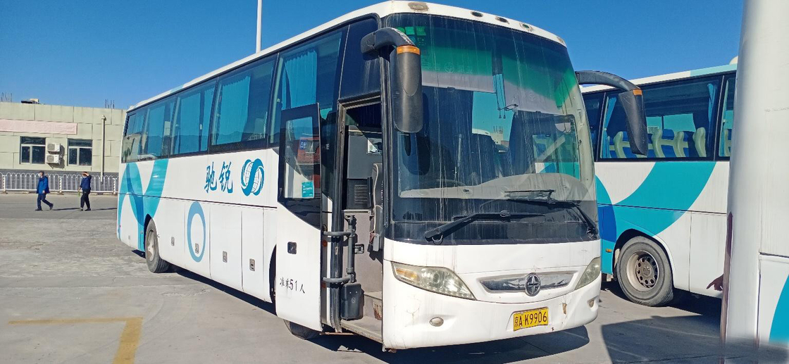 O ônibus luxuoso de Bus Second Hand Yutong do treinador usou o ônibus do transporte do passageiro de 51 assentos para a venda