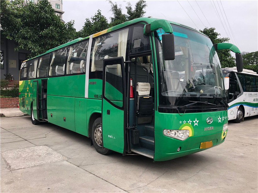Ônibus diesel luxuoso das boas condições da qualidade de Kinglong do ônibus de Rhd Lhd dos assentos de Bus Second Hand 51 do treinador