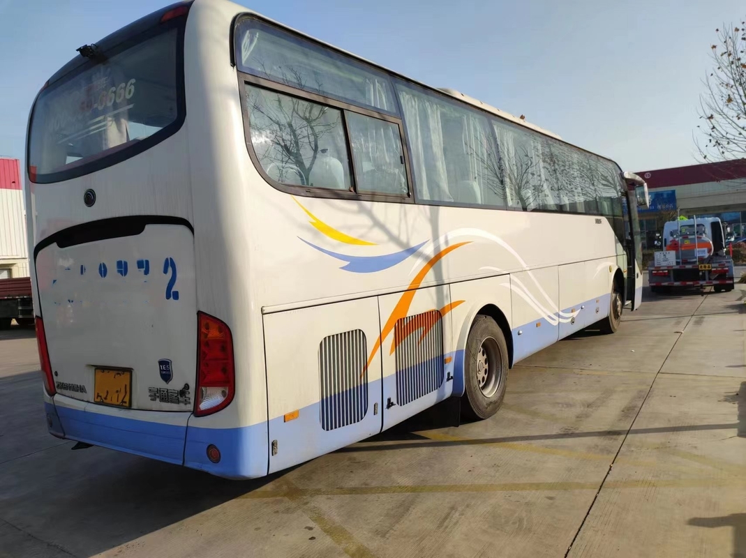 Os ônibus diesel usados endireitam o ônibus do motor de Yuchai da parte traseira de Yutong Zk6110 2+3layout 62seats do ônibus de Steeing