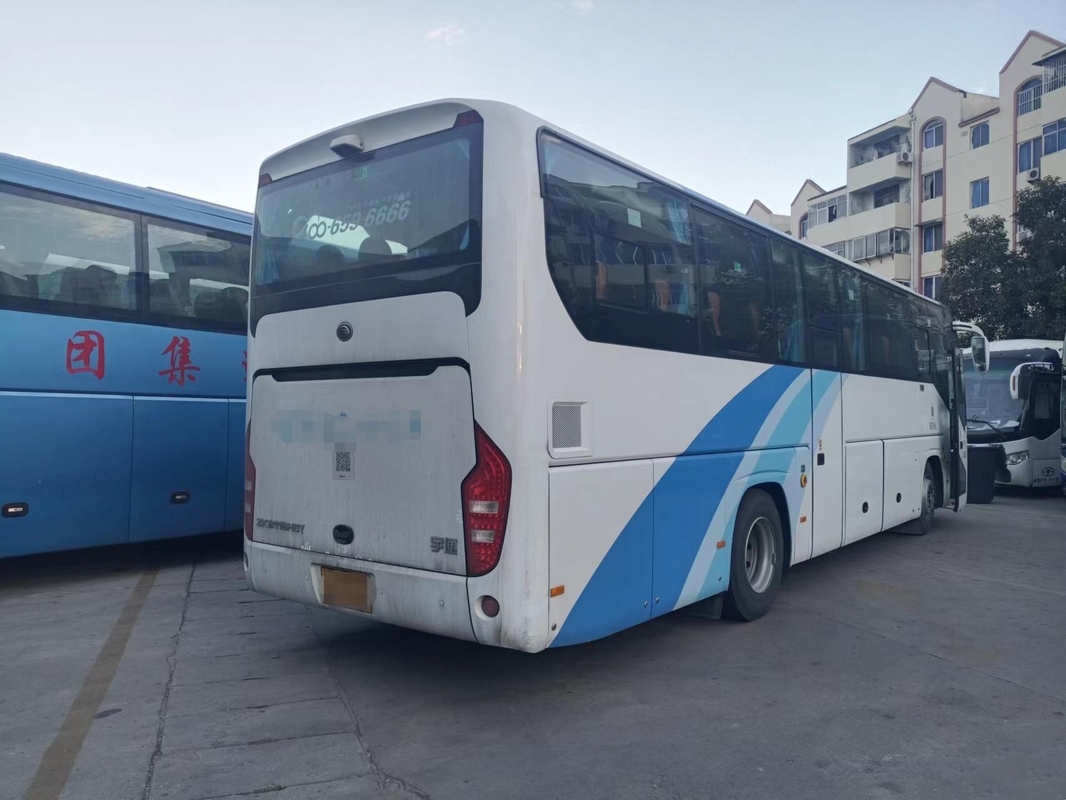Ônibus luxuoso usado bagagem dos assentos ZK6119 Yutong do ônibus 48 com os treinadores traseiros do motor da porta média