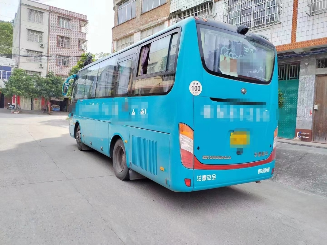 o ò ônibus da mão usou o ônibus do ônibus Zk6808 33 Seater de Yutong com o LHD que dirige os motores diesel