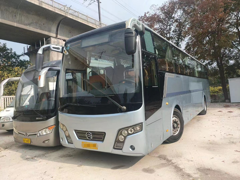 Dragon City Bus dourado 55 assentos usou a direção da mão esquerda do ônibus do transporte de Bus XML6127 do treinador