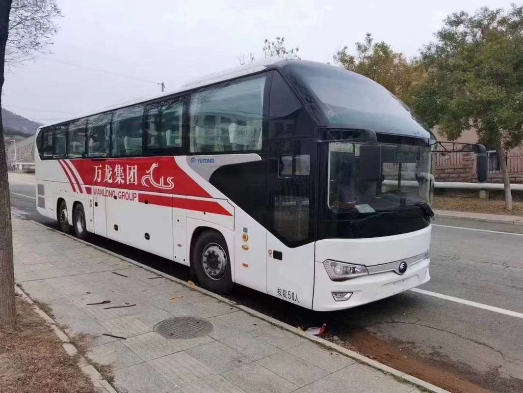 O treinador Bus do curso 2020 anos 56 Yutong usado assentos transporta Zk6148 o dobro Axle Bus