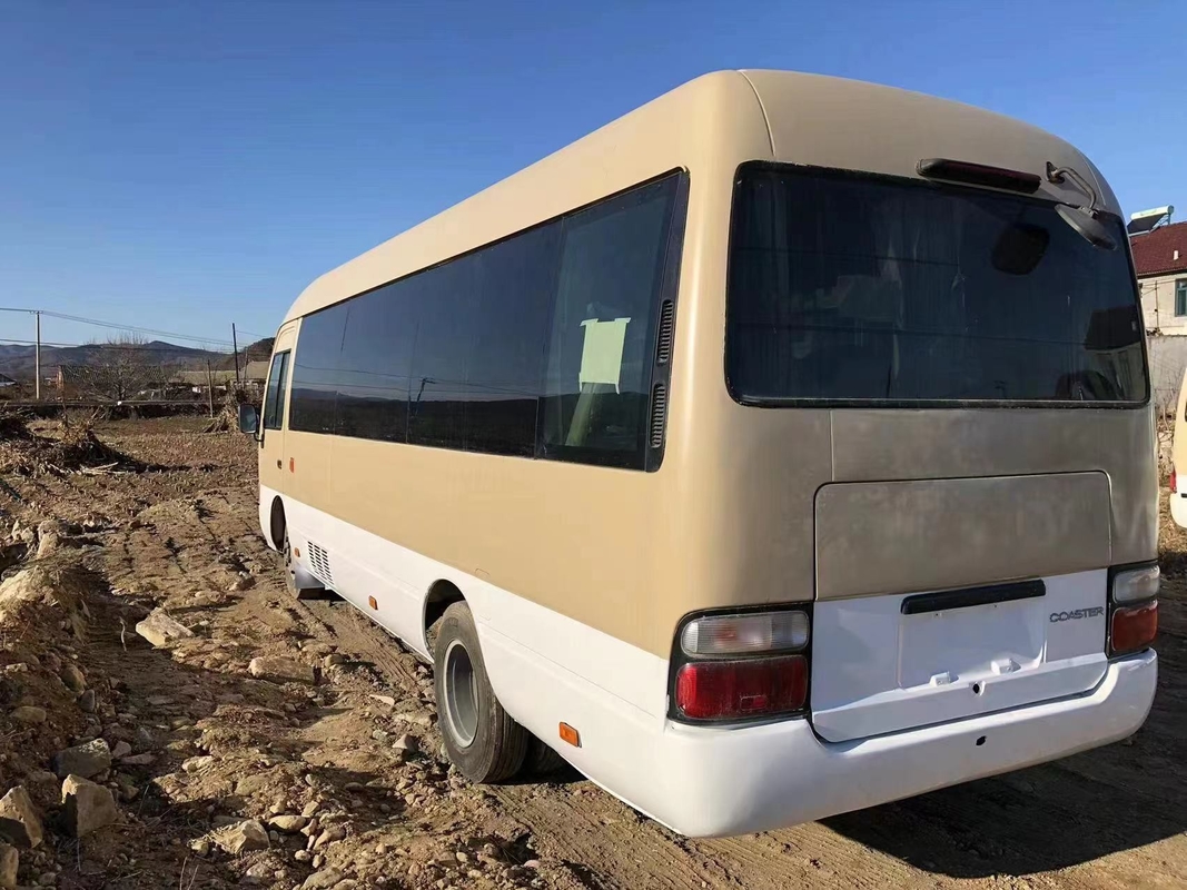 Ônibus escolar da mão do motor de gasolina de Seater Toyota Mini Bus 2TR do ônibus 23 da pousa-copos de Toyota ò