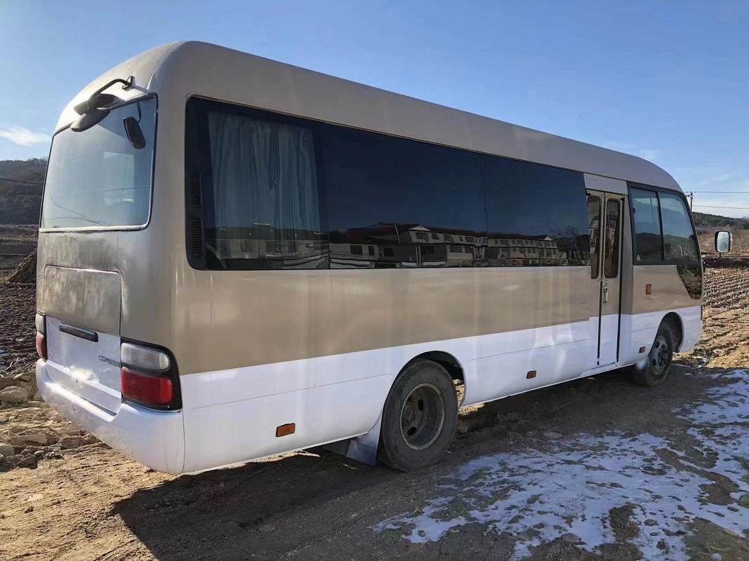 Ônibus escolar da mão do motor de gasolina de Seater Toyota Mini Bus 2TR do ônibus 23 da pousa-copos de Toyota ò
