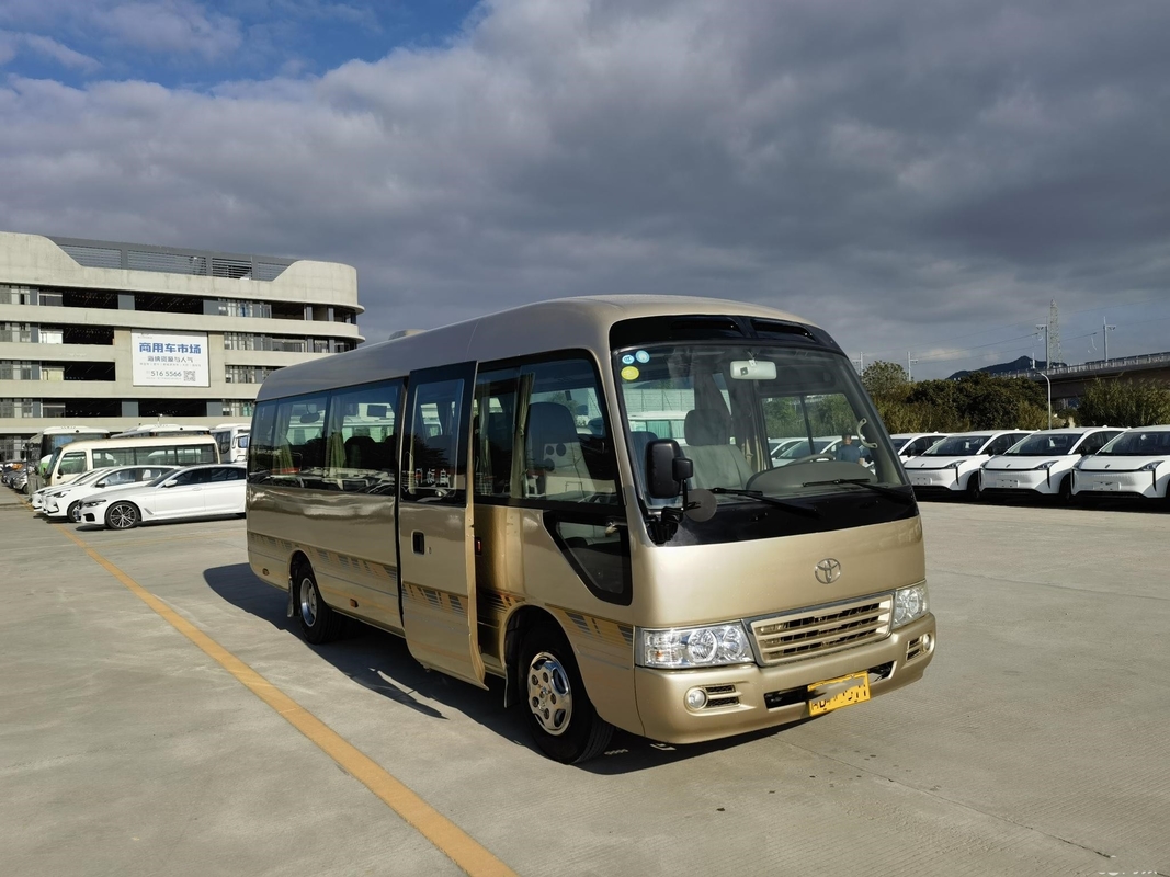 Toyota usou a engrenagem manual usada Japão do ônibus da pousa-copos 2010 anos luxuoso com 20 assentos