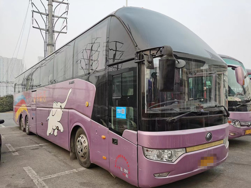 Assentos velhos do treinador 61 ônibus luxuosos dobro usados 2014 anos de Axlebrake do ônibus de Yutong ZK6147