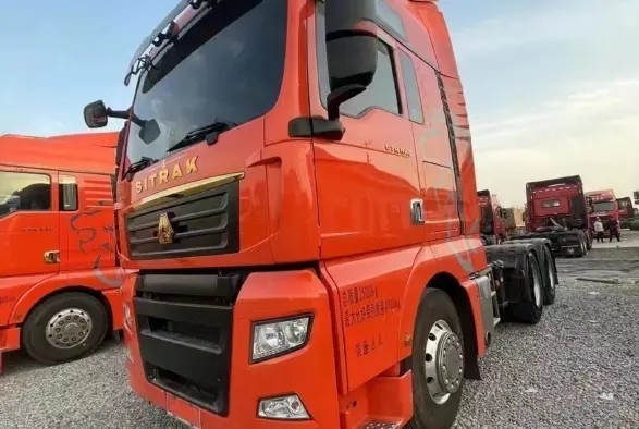 Cilindros diesel usados do modo seis da movimentação do caminhão 540hp 6×4 do trator de Sinotruck Sitrak dos caminhões na linha