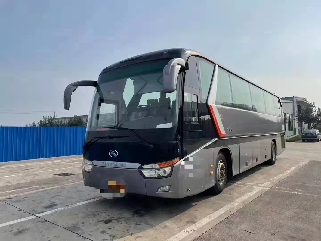 Treinador Second Hand 54 assentos portas dobro usadas do rei Long Bus XMQ6129 de 12 medidores forma lisa